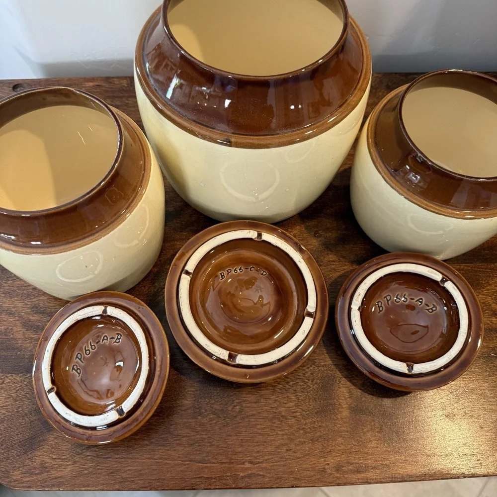 Vintage USA Pottery BP-66 Cream Brown Crocks Set Of 3‎ Bean Pot Cookie Jar